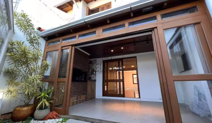 Casa em Condomínio à venda em São Leopoldo - Jardim das Acácias - Semi Mobiliada - Churrasqueira, Lareira, Piscina e mais!