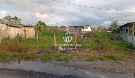 Terreno à venda na Vila Garcia, Paranaguá  por R$ 100.000