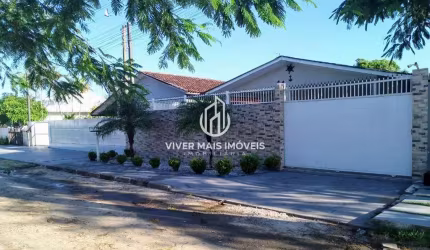 Casa com 2 quartos à venda na Praia de Leste, Pontal do Paraná  por R$ 750.000
