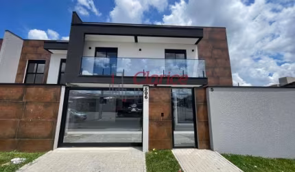 Sobrado de 3 quartos com 135m² no Bairro Cruzeiro em São José dos Pinhais - Imóvel à venda!
