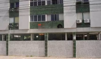 Apartamento à venda com 76M² na Agamenon Magalhaes.