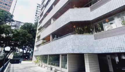 Apartamento à Venda com 204 M² no Espinheiro com 04 Quartos sendo 02 Suítes.