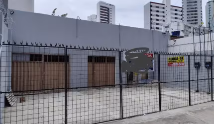 Loja para Locação com 42M² no Pina entre as principais vias.