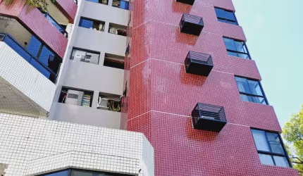 Apartamento para Locação Mobiliado em Boa Viagem com 02 Quartos e suíte.