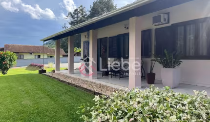 Casa com 3 quartos à venda no Testo Central, Pomerode , 200 m2 por R$ 1.200.000