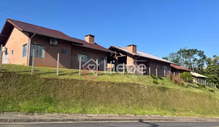 Casa em condomínio fechado com 3 quartos à venda no Pomerode Fundos, Pomerode , 107 m2 por R$ 490.000