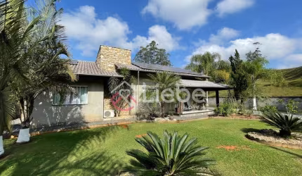 Casa com 3 quartos à venda no Testo Central, Pomerode , 184 m2 por R$ 1.300.000