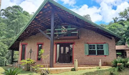 Casa para Locação em Mogi das Cruzes, Botujuru, 2 dormitórios, 1 suíte, 2 banheiros, 3 vagas