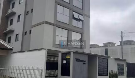 Apartamento com 1 suíte + 2 dormitórios à venda, 76 m² por R$ 455.000 - Costa e Silva - Joinville/SC