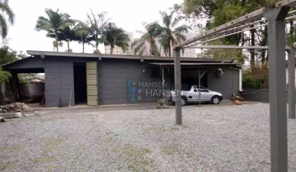 Galpão, 210 m² - venda por R$ 720.000,00 ou aluguel por R$ 5.000,00/mês - Boa Vista - Joinville/SC