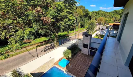 Sobrado com 2 suítes + 2  dormitórios à venda, 168 m² por R$ 1.290.000 - São Marcos - Joinville/SC
