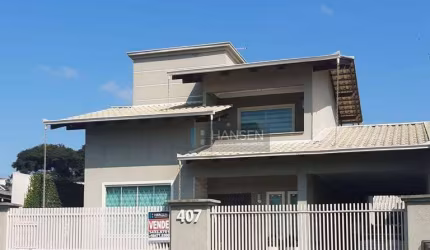 Sobrado com 1 suíte + 2  dormitórios à venda, 248 m² por R$ 850.000 - Parque Guarani - Joinville/SC