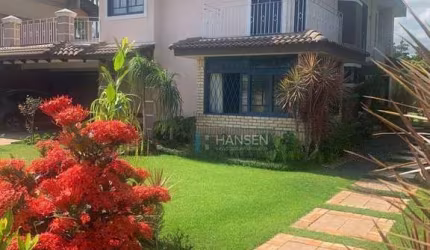 Casa com 4 dormitórios à venda, 371 m² por R$ 2.200.000,00 - Glória - Joinville/SC