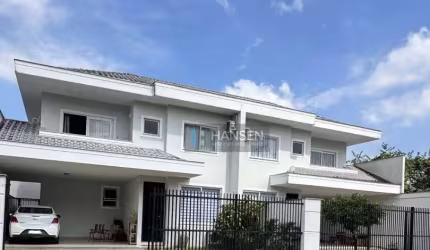 Casa com 3 dormitórios à venda, 146 m² por R$ 990.000,00 - Glória - Joinville/SC