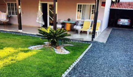 Casa com 1 suíte + 2 dormitórios à venda por R$ 680.000 - Ubatuba - São Francisco do Sul/SC