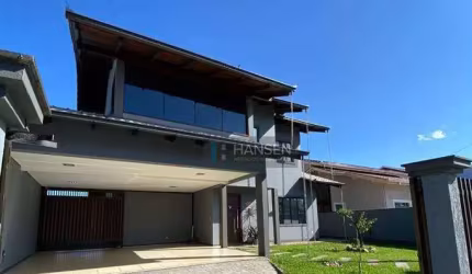 Casa com 1 suíte + 2  dormitórios à venda, 248 m² por R$ 1.450.000 - Santo Antônio - Joinville/SC