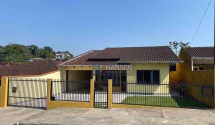 Casa com 2 dormitórios 1 suíte à venda por R$ 699.000 - Costa e Silva - Joinville/SC