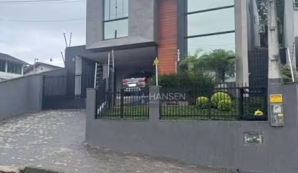 Casa com 3 suítes à venda, 175 m² por R$ 1.590.000 - Floresta - Joinville/SC