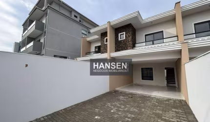Sobrado/Geminado  com 3 suítes  à venda, 159 m² por R$ 740.000 - Vila Nova - Joinville/SC