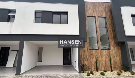 Sobrado com 3 suítes  para alugar, 141 m² por R$ 4.300/mês - Glória - Joinville/SC