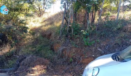Lote de esquina com vista para Lagoa