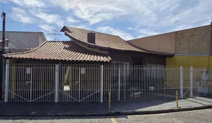 Casa à venda - Jardim da Glória - Taboão da Serra