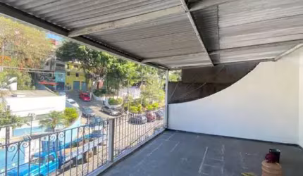 Casa com 3 dormitórios à venda, 450 m² por R$ 795.000,00 - Jardim Panorama - Taboão da Serra/SP