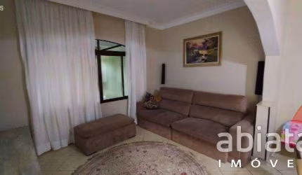 Sobrado com 4 dormitórios à venda, 221 m² por R$ 575.000,00 - Parque Marabá - Taboão da Serra/SP