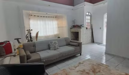 Sobrado com 3 dormitórios à venda, 244 m² por R$ 700.000,00 - Parque Marabá - Taboão da Serra/SP