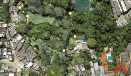 Terreno com Casa à venda - Jardim São Marcos - Embu das Artes
