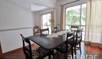 Apartamento no Morumbi, 4 Dormitórios, 2 Suítes, 3 Vagas e Varanda 210 m²