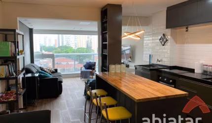 Apartamento a venda no Campo Belo com 70 m²,  2 domitorios (1 suite),  2 vagas de garagem