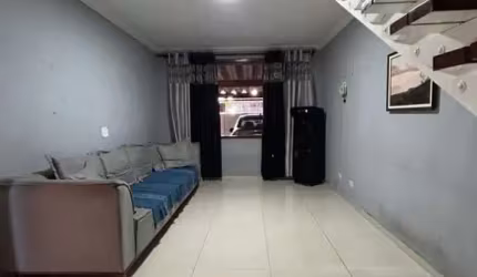 Sobrado de 125m² de 2 dormitório - Jardim Alvorada (Zona Oeste)