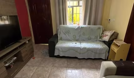 Casa à venda, 2 quartos e 1 vaga no Pirajussara - Taboão da Serra