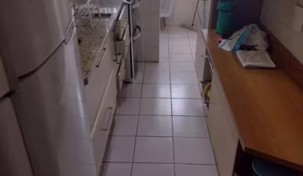 Apartamento de 2 dormitórios com vaga de garagem - Parque Maria Helena