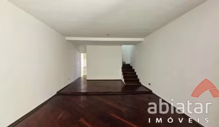 Casa de 3 dormItórios com vaga de garagem - Jardim Maria Rosa