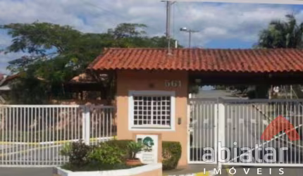 Casa com 54m² com 2 dormitórios e vaga - Jardim Petrópolis