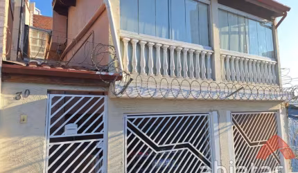 Linda casa a venda no Jd. Wanda em Taboão da Serra