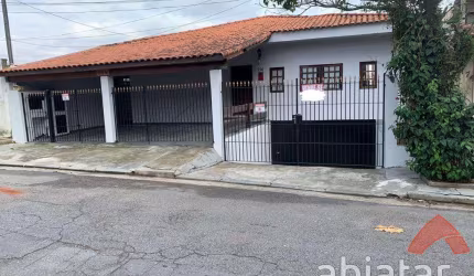 Casa disponível para venda e locação com 5 quartos e 360 m² de área construída - Jardim Celeste