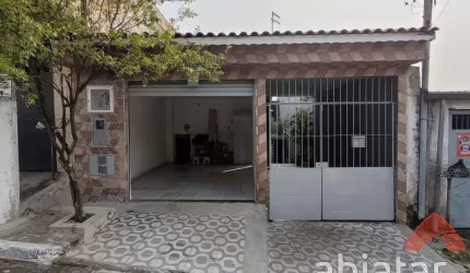 Casa à venda com 157m², 4 quartos e 2 vagas
