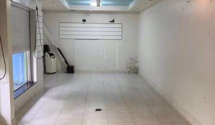 SALAO COMERCIAL NO CENTRO DO TABOAO DA SERRA, 95 METROS