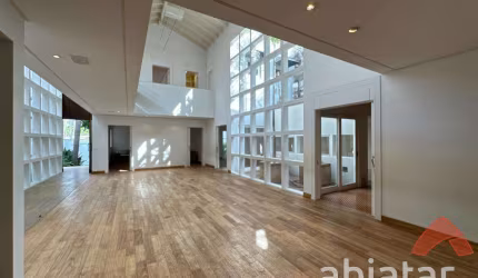 Casa para vender ou alugar - Vila Nova Conceição - São Paulo