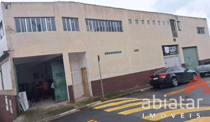 MORANO E TRABALHANDO PRÓXIMO AO CENTRO DO TABOÃO E FUTURA LINHA DO METRÔ
