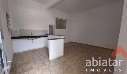 Casa para alugar 2 dormitórios 3 vagas, Parque Monte Alegre Taboão da Serra SP