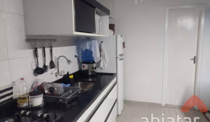 Apartamento à venda - Jardim Henriqueta - Taboão da Serra