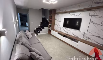 Casa a venda em condominio na zona Sul