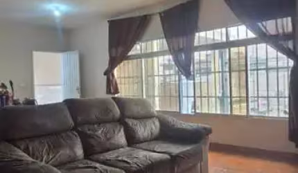 Terreno com 2 casas à venda - Parque Pinheiros em Taboão da Serra.