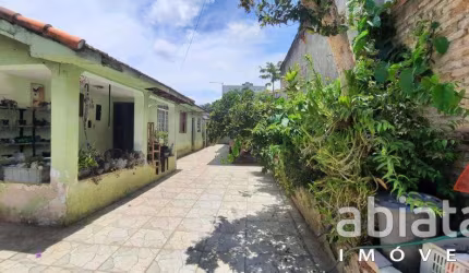 Casa à venda - Jardim Maria Rosa - Taboão da Serra