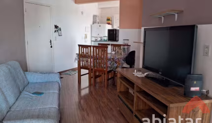 Apartamento à venda com 57m², 2 quartos e 3 vaga cobertas