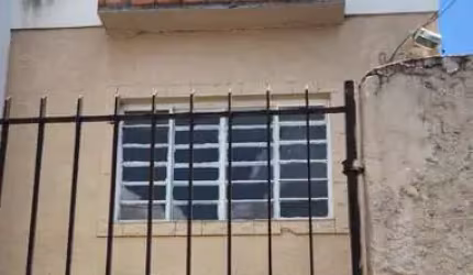 ALUGUEL - SOBRADO 2 DORMITORIOS - 2 BANHEIROS - GARAGEM - PROXIMO AO METRO